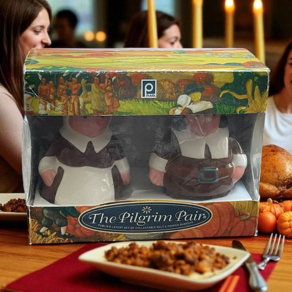 Publix Pilgrim Pair Salt Pepper Shakers Thanksgiving Holiday Decor Collectible